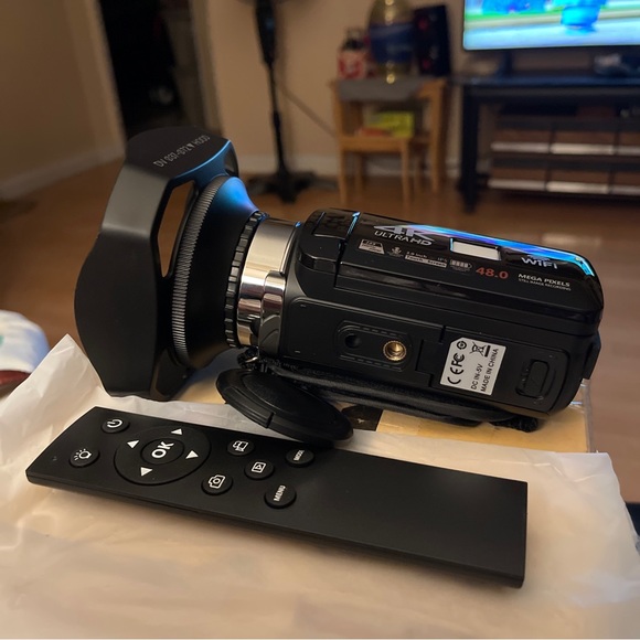 DVC digital video camcorder 4K with all the attachments - Picture 13 of 16